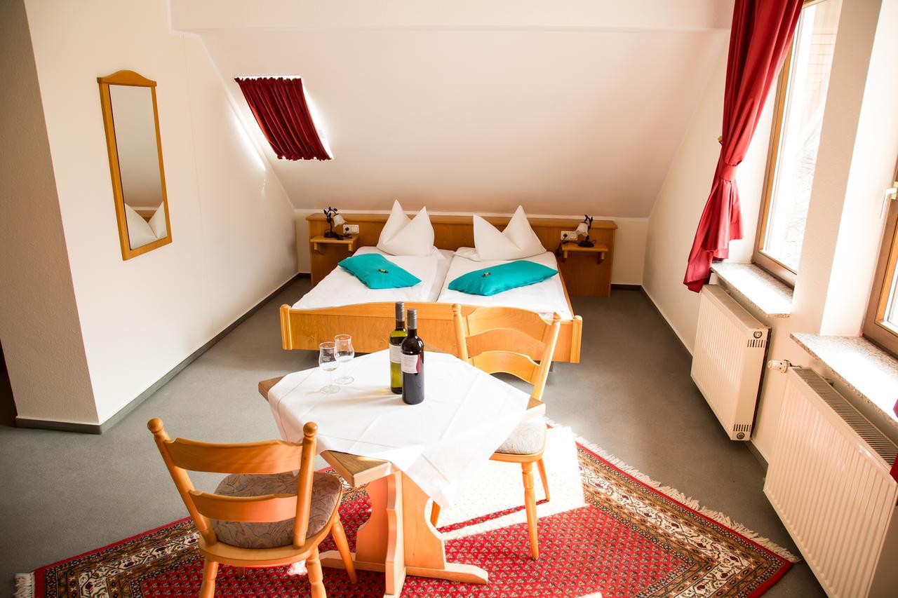 Hotel Janssen Боденхайм Экстерьер фото